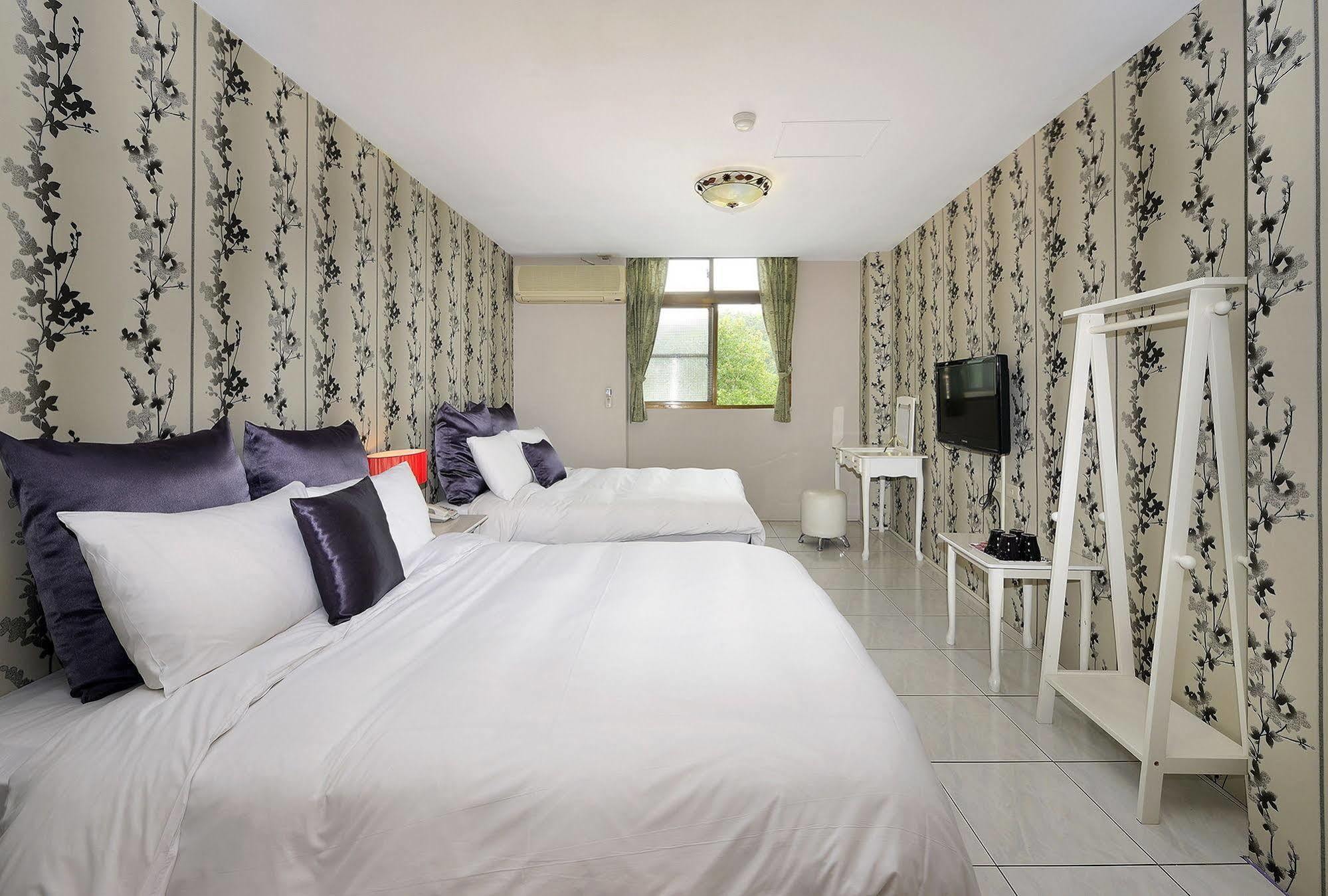 Sun Moon Lake Love Home Lake Nantou Экстерьер фото